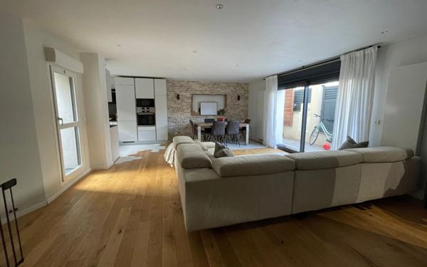 Appartement à vendre    4 pièces • 133 m2 Arcueil