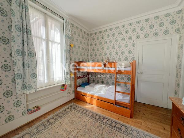 AUTHENTIQUE MAISON BOURGEOISE SITUÉE À CHABRIS (INDRE 36)