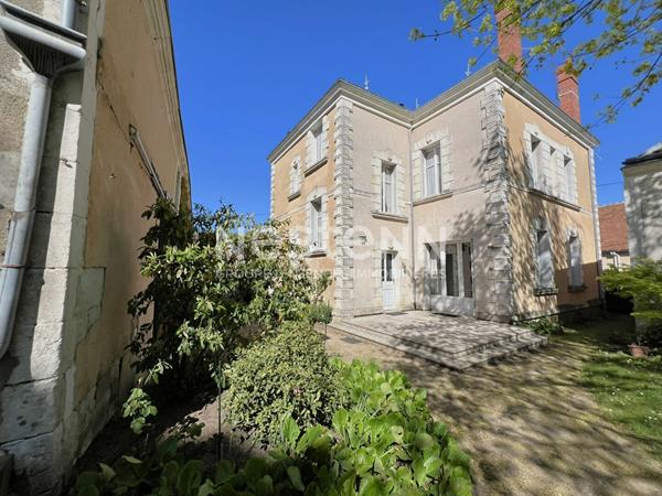 AUTHENTIQUE MAISON BOURGEOISE SITUÉE À CHABRIS (INDRE 36)