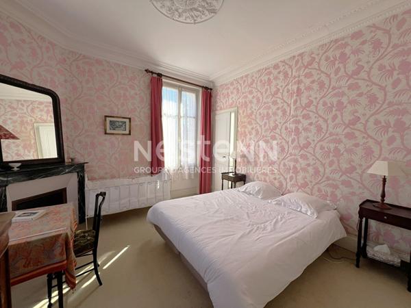 AUTHENTIQUE MAISON BOURGEOISE SITUÉE À CHABRIS (INDRE 36)