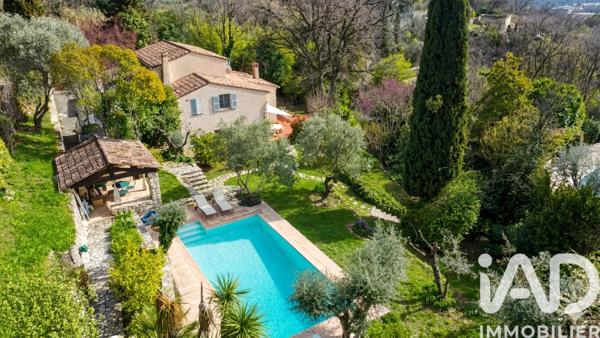 Maison à vendre 8 pièces 211 m² Montauroux
