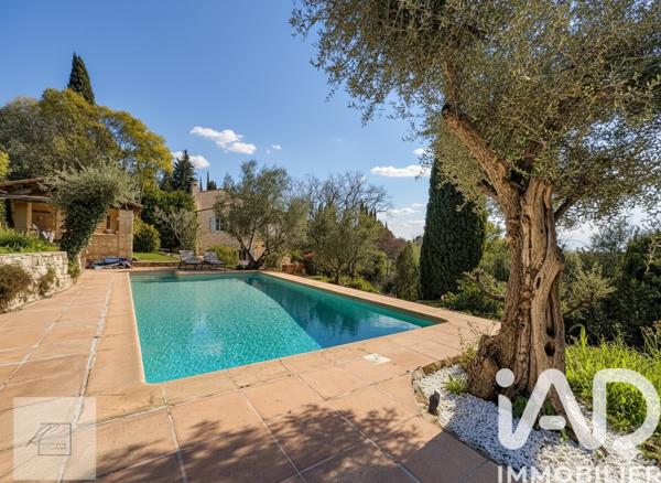 Maison à vendre 8 pièces 211 m² Montauroux