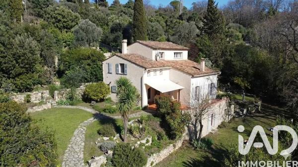 Maison à vendre 8 pièces 211 m² Montauroux