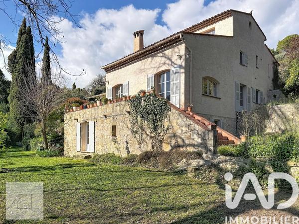 Maison à vendre 8 pièces 211 m² Montauroux