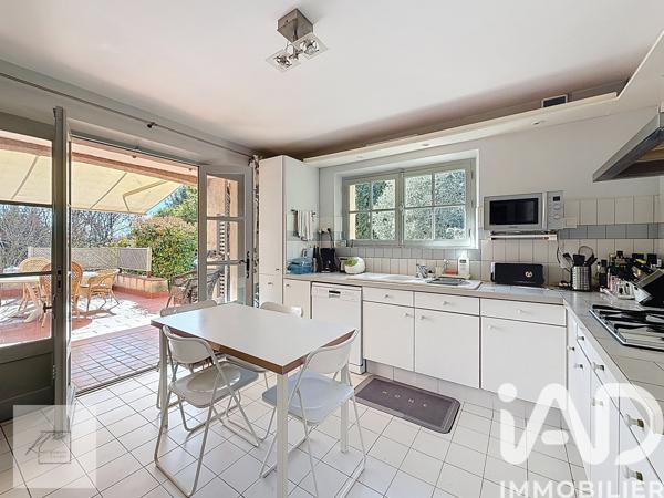Maison à vendre 8 pièces 211 m² Montauroux