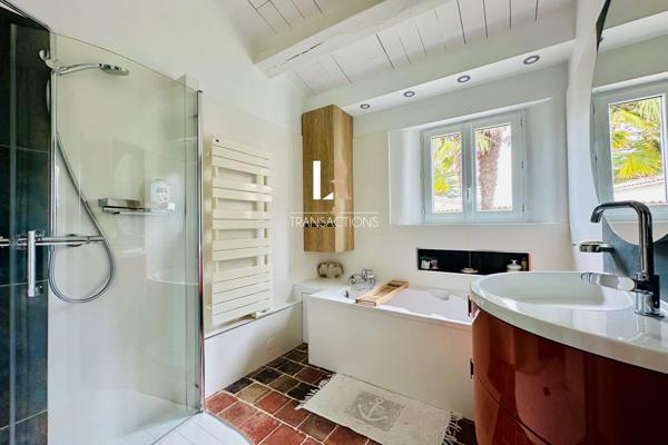 Rivedoux-Plage (17940) Rivedoux - Emplacement N°1 Vue mer / accès plage - Maison aux prestations haut de gamme