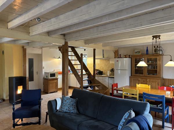 Le Breuil – Charmante propriété avec 2 espaces de vie et accès direct à la rivière Le Breuil (03120)