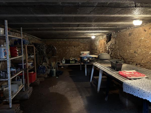 Le Breuil – Charmante propriété avec 2 espaces de vie et accès direct à la rivière Le Breuil (03120)