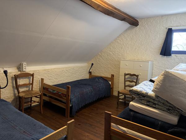 Le Breuil – Charmante propriété avec 2 espaces de vie et accès direct à la rivière Le Breuil (03120)