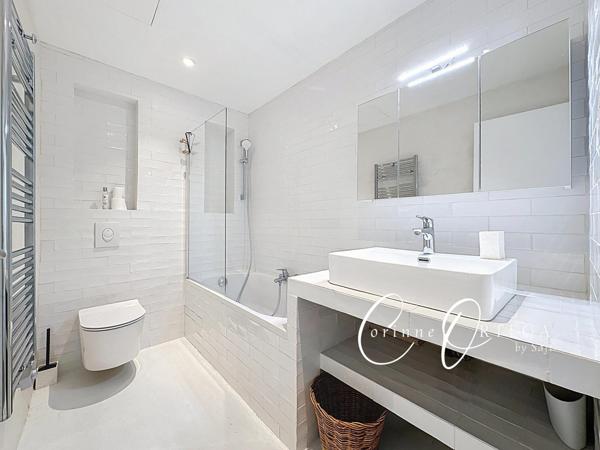 Maison de village rénovée 3 chambres, avec patio et remise