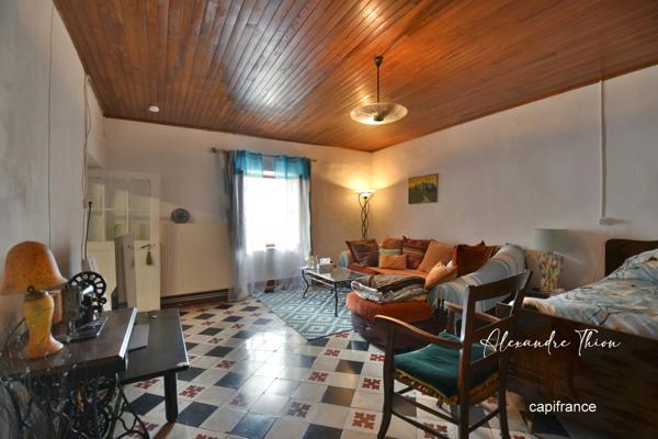 Maison à vendre 4 pièces (01)