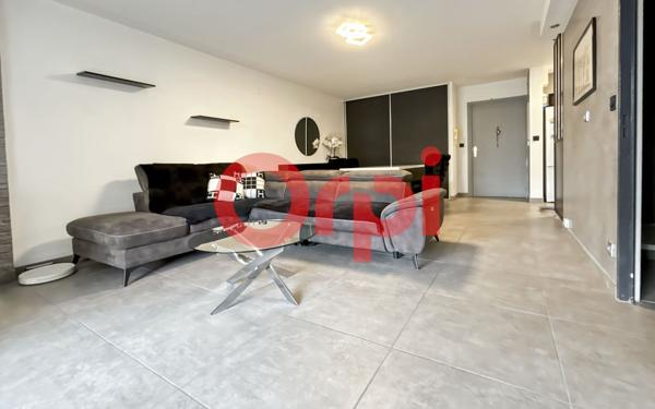 Appartement à vendre    2 pièces • 48 m2 Marseille 14