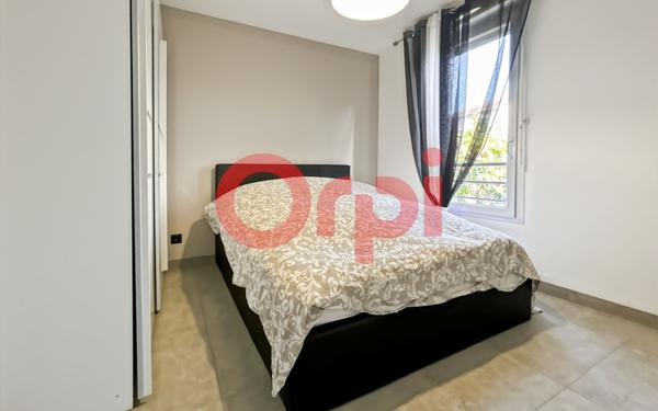 Appartement à vendre    2 pièces • 48 m2 Marseille 14