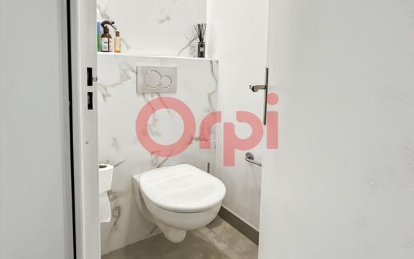 Appartement à vendre    2 pièces • 48 m2 Marseille 14