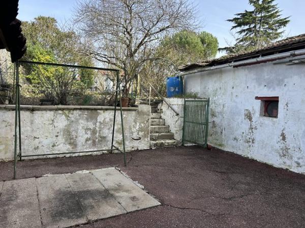 Maison centre bourg- 163 m² - Jardin de 713 m²