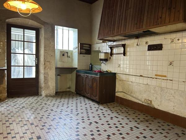 Maison centre bourg- 163 m² - Jardin de 713 m²