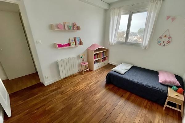 A LOUER - NANTES ST DONATIEN -T3 TRAVERSANT ET LUMINEUX DE 67.30M² AVEC CAVE