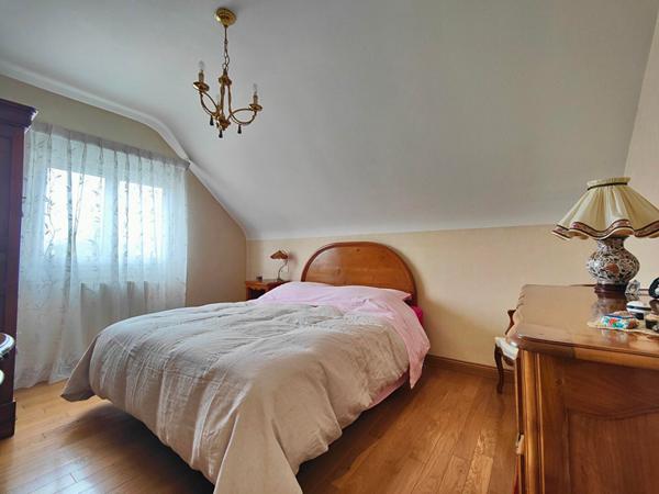 Maison 6 pièce(s) 4 chambre(s) 115.84 m²