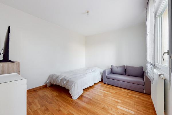 VILLEURBANNE T2 750€ CC Ref. LA2287