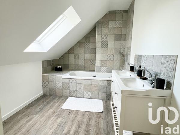 Maison à vendre 6 pièces 118 m² Laval