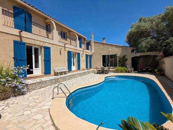 Maison 8 pièces 237 m2