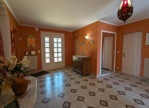 Maison 8 pièces 237 m2