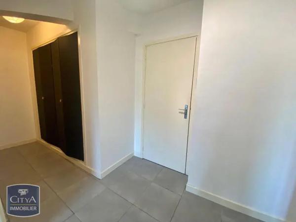 Appartement à louer 1 pièce 38.27m² Chamalières (63400)