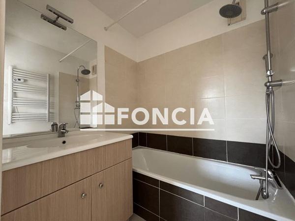 Location Appartement 2 pièces 33.41 m² - 37 AVENUE JUSTIN PAGES Auterive 31190