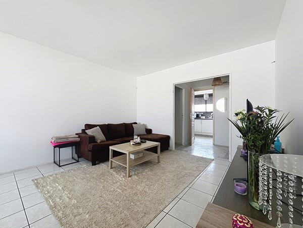 Appartement à louer sur Arles 74 m² 3 chambres dernier étage