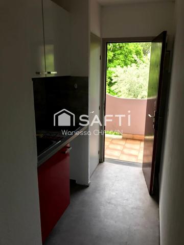 Studio 16 m² vendu loué, forte rentabilité