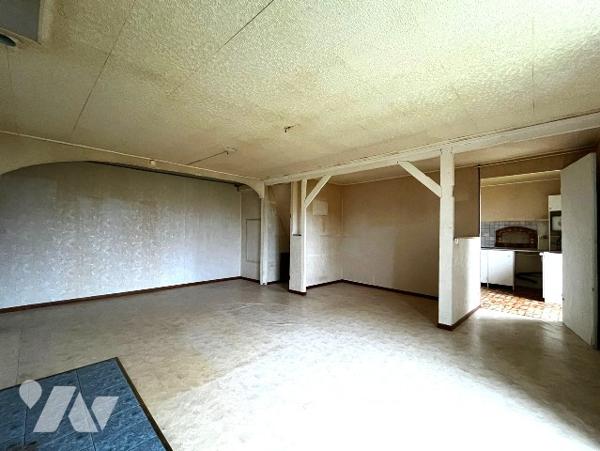 Ensemble immobilier à Nogent 52800 - 9 pièces - 6 chambres et 4000 m² de terrain