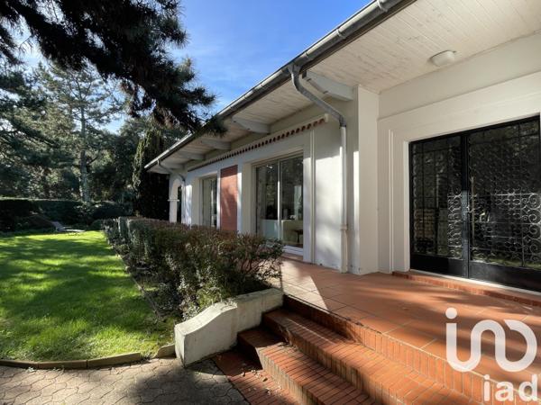 Maison traditionnelle 12 pièces de 290 m² à Soorts-Hossegor (40150)