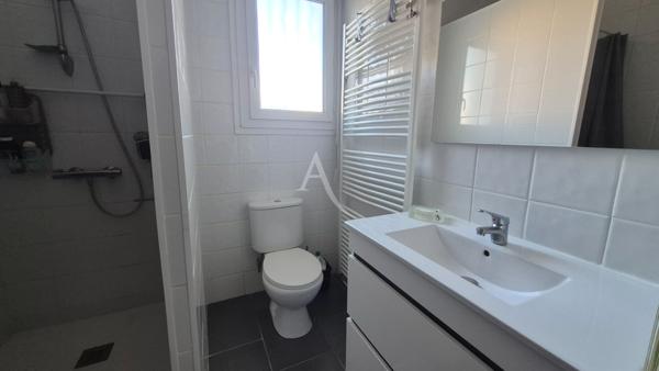 Maison Saujon 7 pièce(s) 170.49 m² proche de la gare.