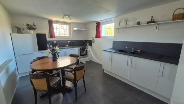 Maison Saujon 7 pièce(s) 170.49 m² proche de la gare.