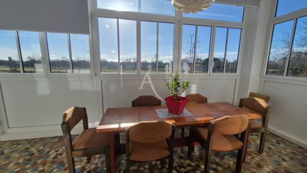 Maison Saujon 7 pièce(s) 170.49 m² proche de la gare.