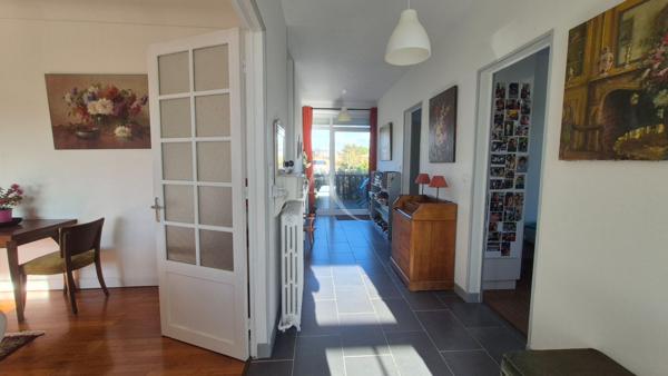 Maison Saujon 7 pièce(s) 170.49 m² proche de la gare.