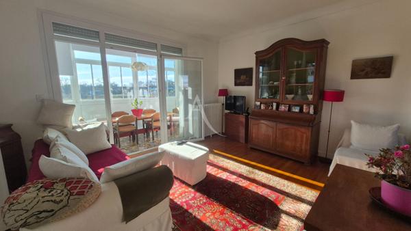 Maison Saujon 7 pièce(s) 170.49 m² proche de la gare.