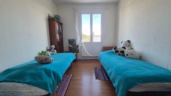 Maison Saujon 7 pièce(s) 170.49 m² proche de la gare.