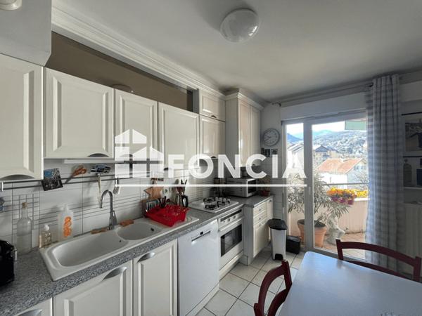 Location Appartement 3 pièces 73.77 m² - 3 RUE DE LA MACONNE Barberaz 73000