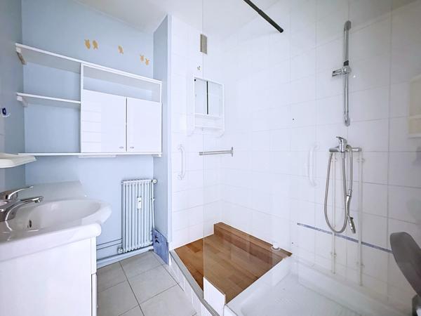 Appartement
         2 pièces
        - 51 m²