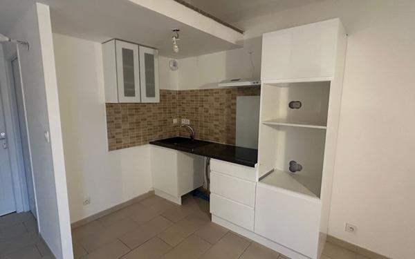 Appartement à louer    2 pièces •  Marsillargues