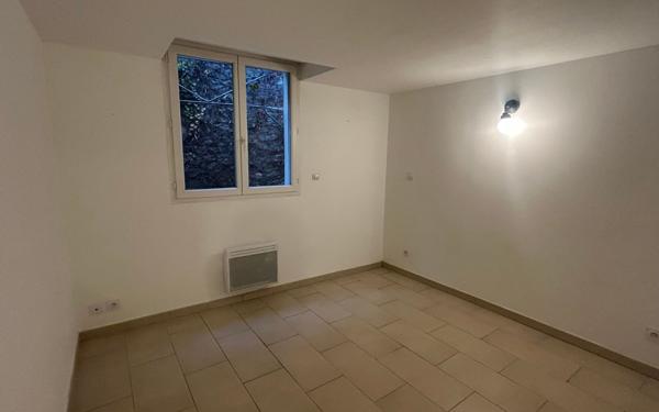 Appartement à louer    2 pièces •  Marsillargues