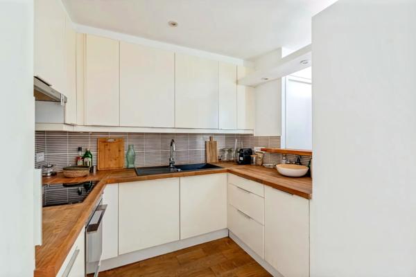 Appartement Paris 18 e - ABBESSES/LEPIC