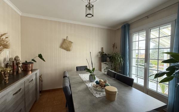 Maison à vendre    3 pièces • 73 m2 Mamers