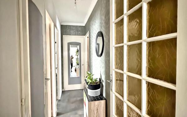 Maison à vendre    3 pièces • 73 m2 Mamers