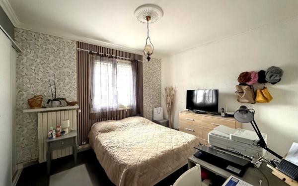 Maison à vendre    3 pièces • 73 m2 Mamers