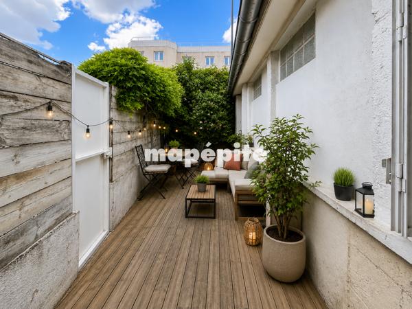 Appartement
         5 pièces
        - 182 m² Exclusivité 898 000 € *