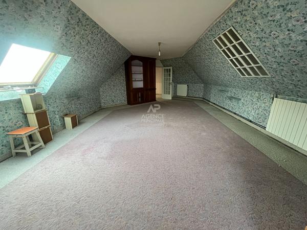 Maison Osny 7 pièce(s) 193.45 m2 €430 000 ** - Référence 11129