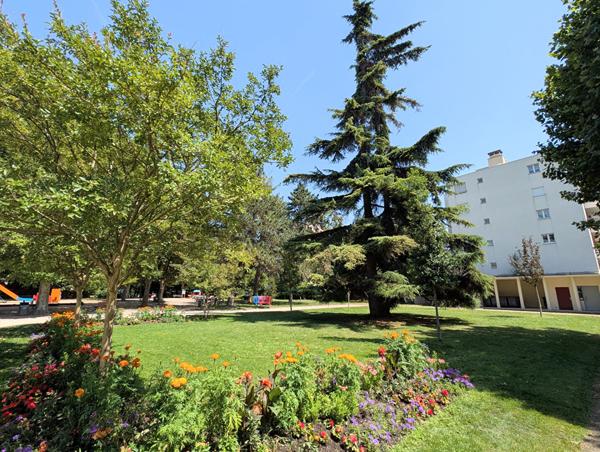 T3 lumineux - Grand Balcon & Vue Jardin - Asnières , Asnieres sur seine T3 lumineux - Grand Balcon & Vue Jardin - Asnières , Asnieres sur seine