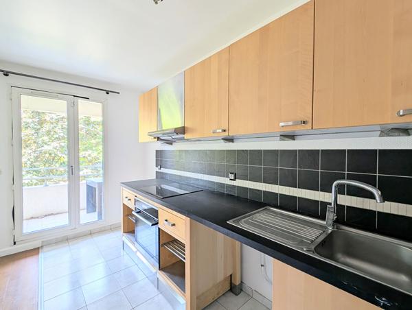 T3 lumineux - Grand Balcon & Vue Jardin - Asnières , Asnieres sur seine T3 lumineux - Grand Balcon & Vue Jardin - Asnières , Asnieres sur seine